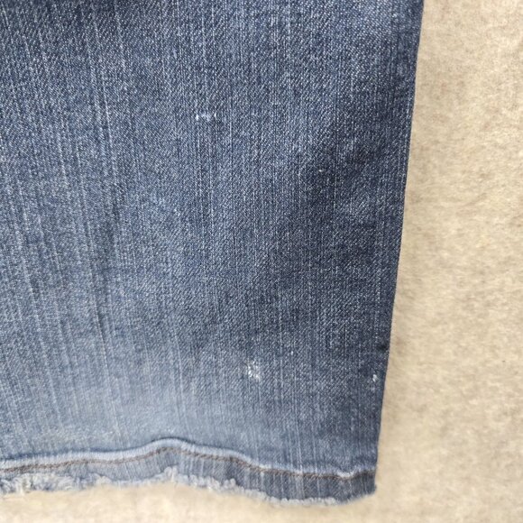 Liz Claiborne Women’s Bootcut Jeans Medium Wash 22W Elastic Waist Distressed Hem - Picture 7 of 9